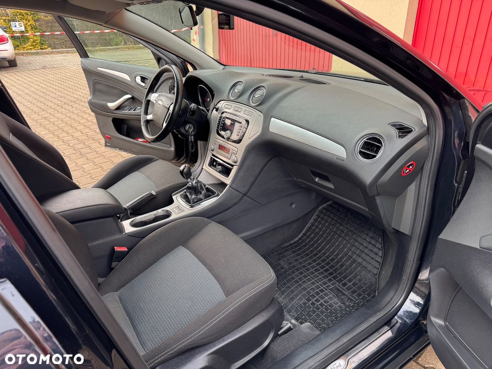 Ford Mondeo 2.0 TDCi S - 13