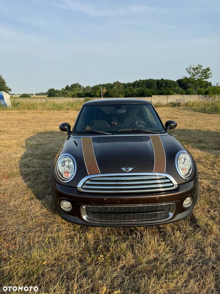 MINI ONE D - 7
