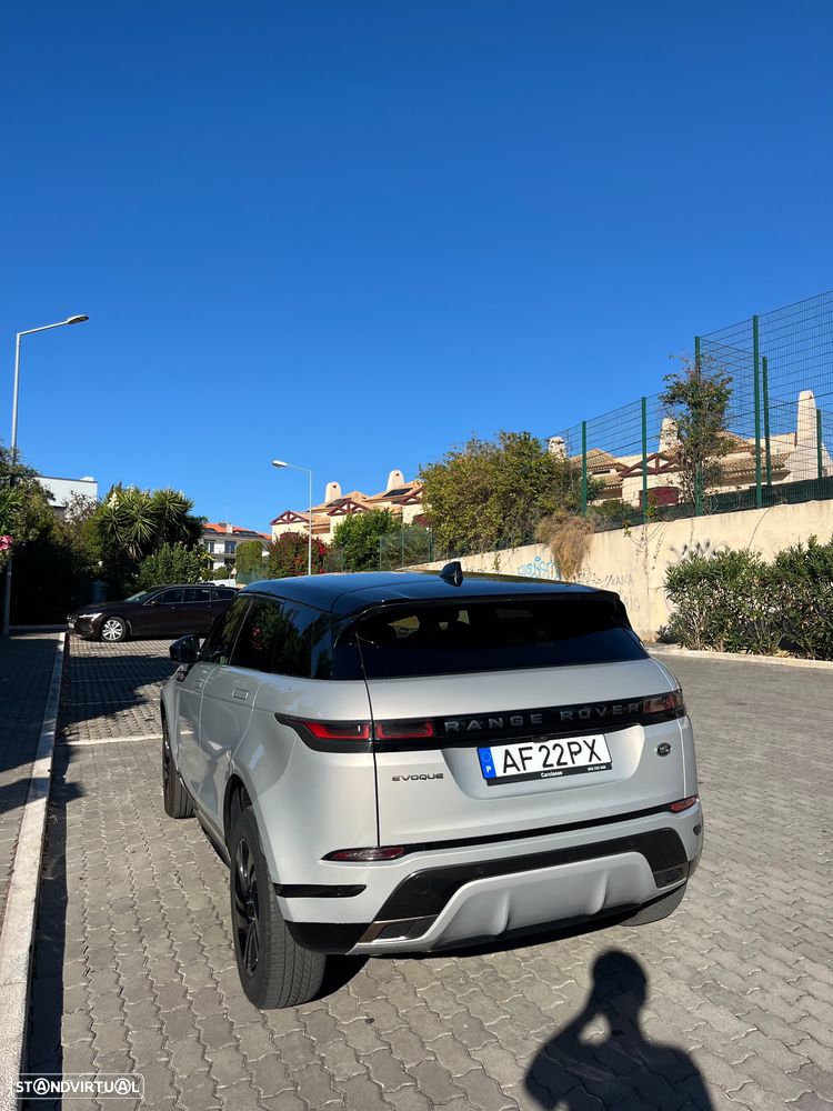 Land Rover Range Rover Evoque - 16