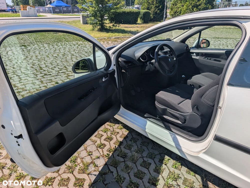Peugeot 207 1.4 HDi Trendy - 6
