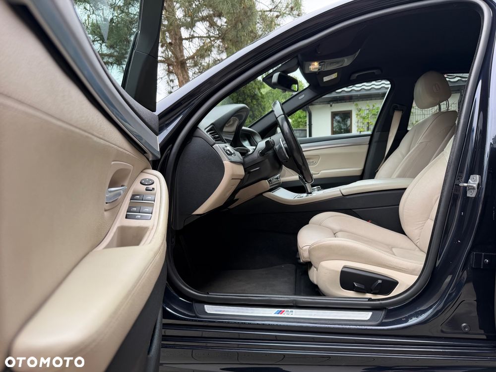BMW Seria 5 520d xDrive M Sport sport - 16