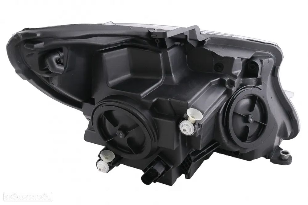 Faróis Mercedes Classe V W447 (2016 a 2020) - 16