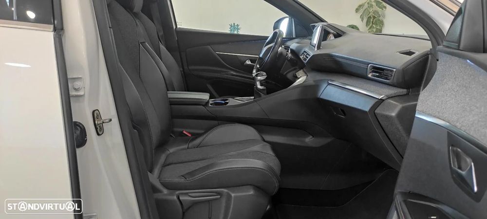 Peugeot 5008 1.5 BlueHDi GT Line - 27