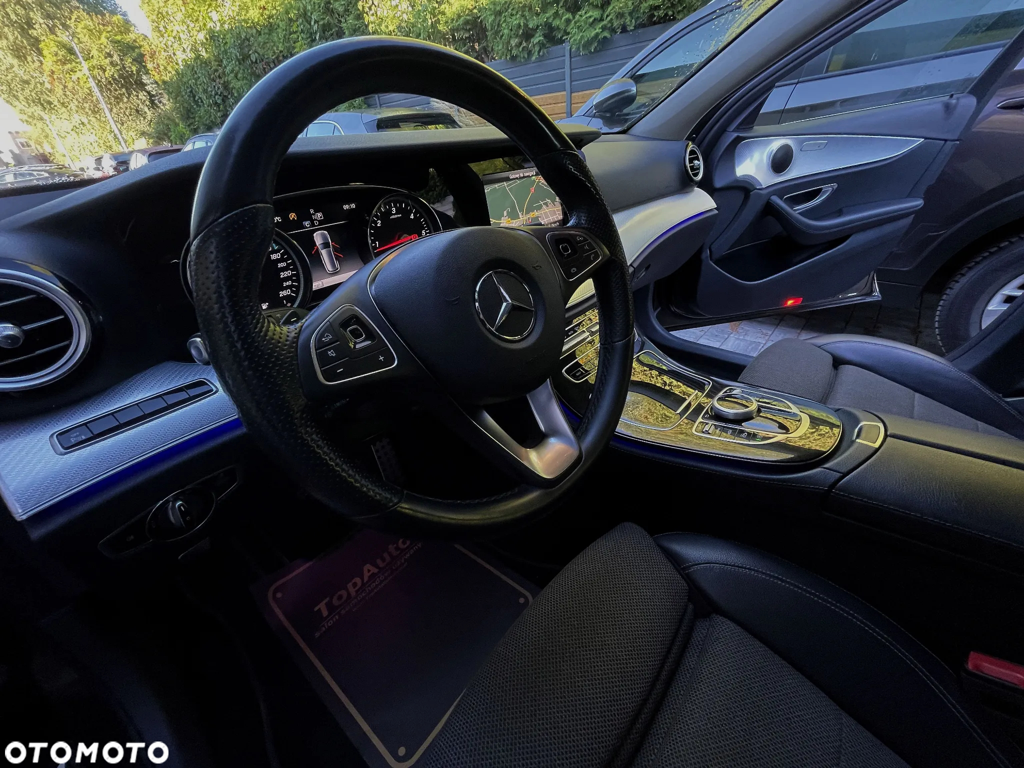 Mercedes-Benz Klasa E 220 d 4Matic T All-Terrain 9G-TRONIC Exclusive - 20