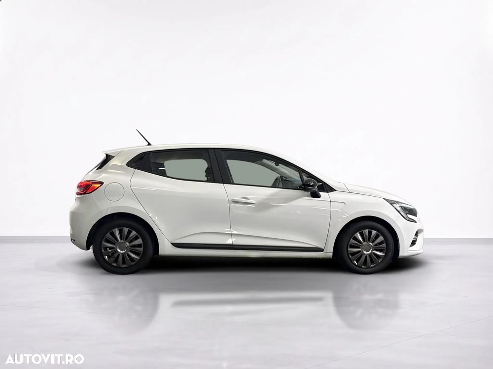 Renault Clio - 7
