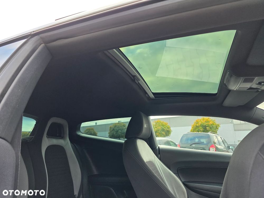 Volkswagen Scirocco 2.0 TDI Blue Motion Technologie Life - 5