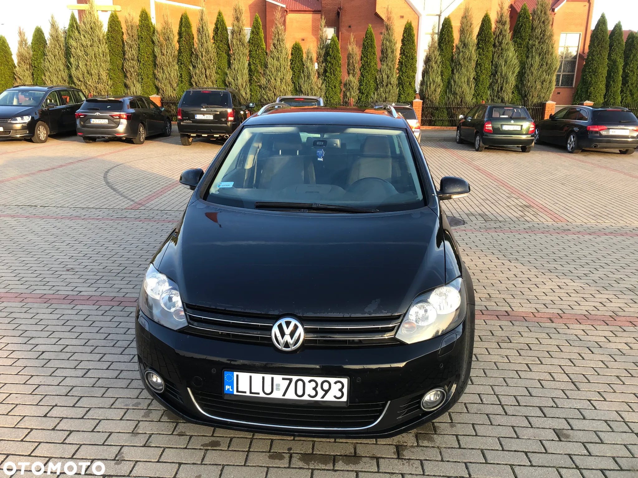 Volkswagen Golf Plus 1.6 TDI BlueMot Comfortline - 2
