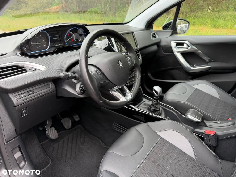 Peugeot 2008 1.5 BlueHDi Crossway - 29