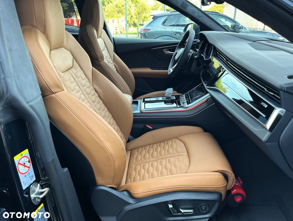 Audi RS Q8 - 20