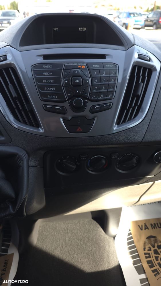 Ford Tourneo Custom 310 L1H1 VA Titanium - 22