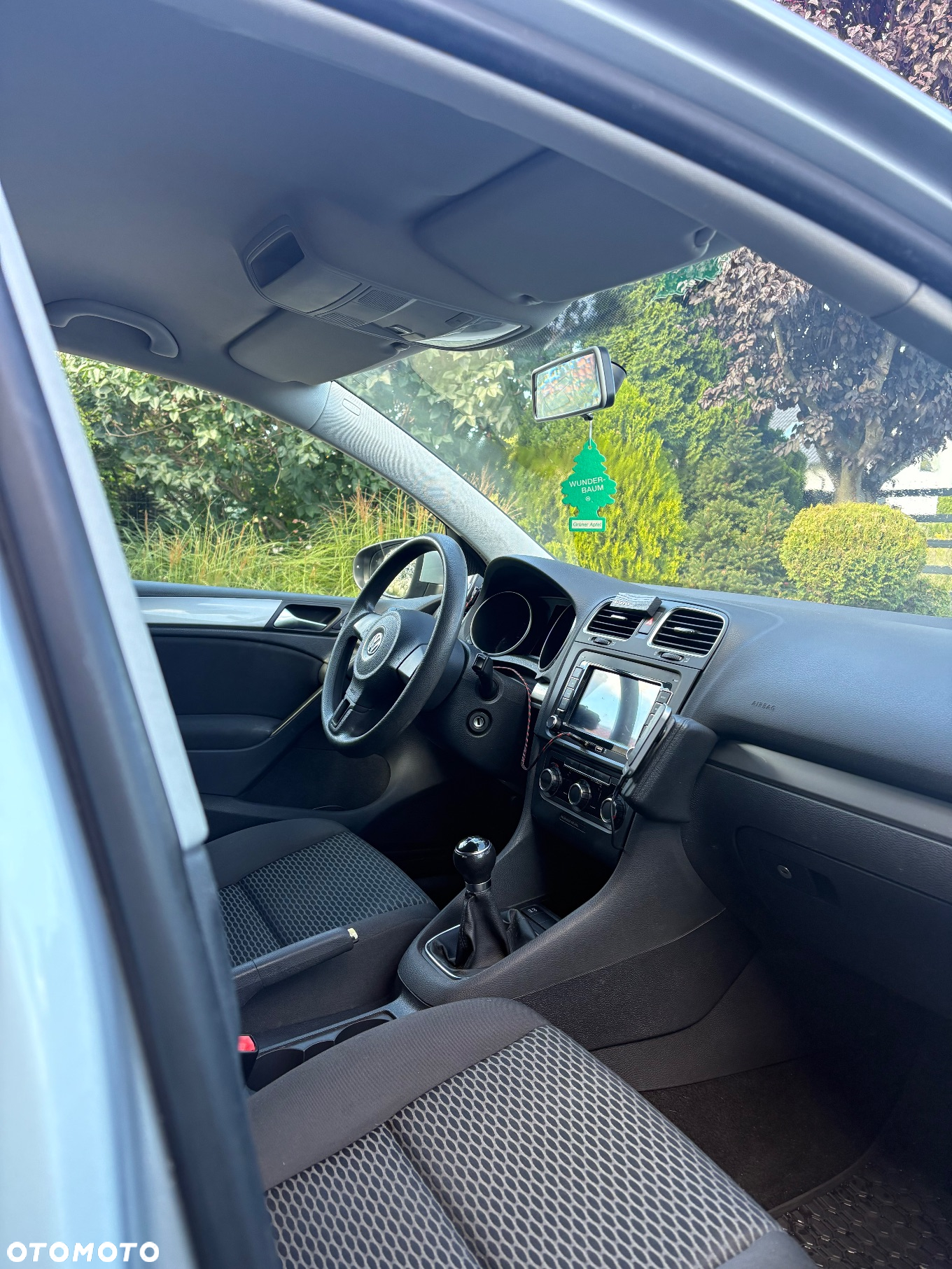 Volkswagen Golf - 8