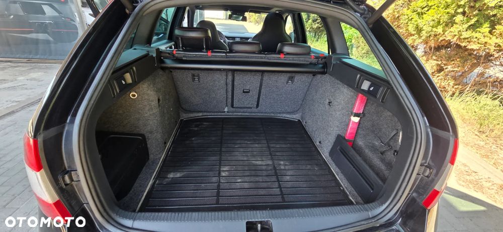 Skoda Octavia 2.0 TDI 4x4 DSG RS - 31