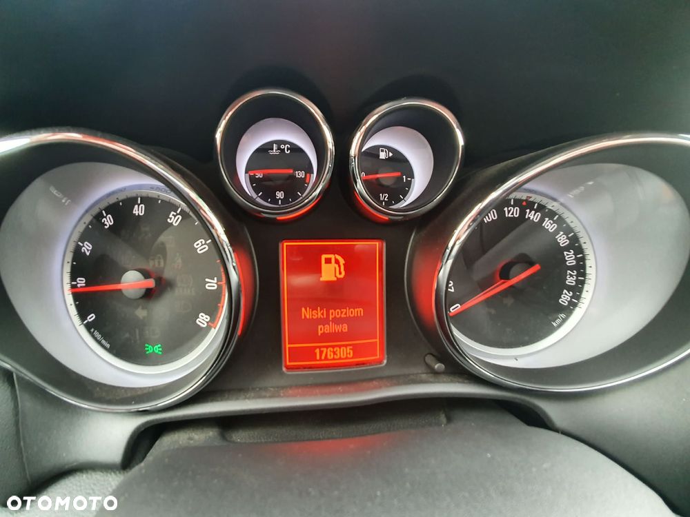 Opel Astra 1.4 Turbo - 14