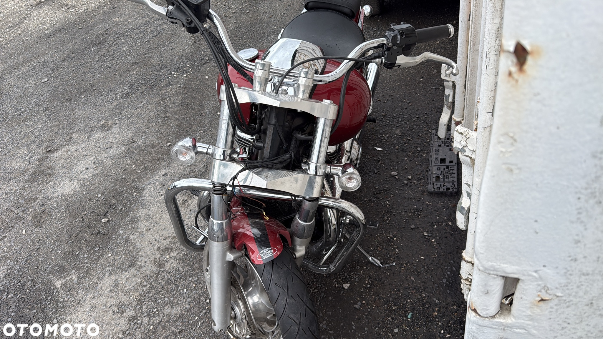 Triumph Thunderbird - 8