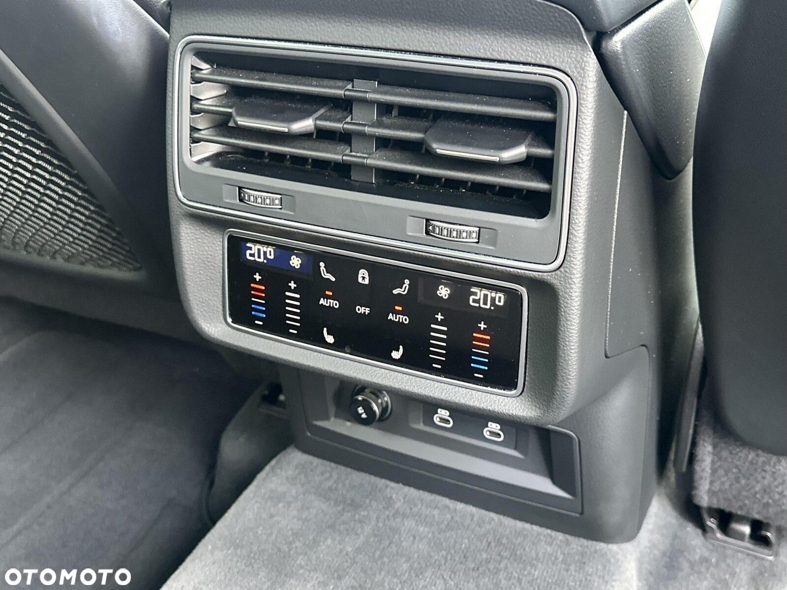 Audi Q8 - 24