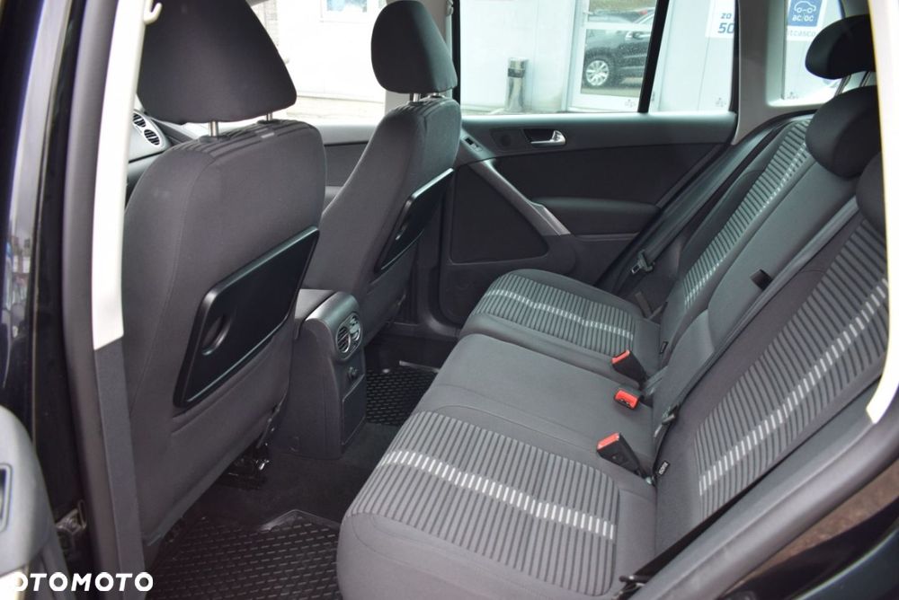 Volkswagen Tiguan - 19