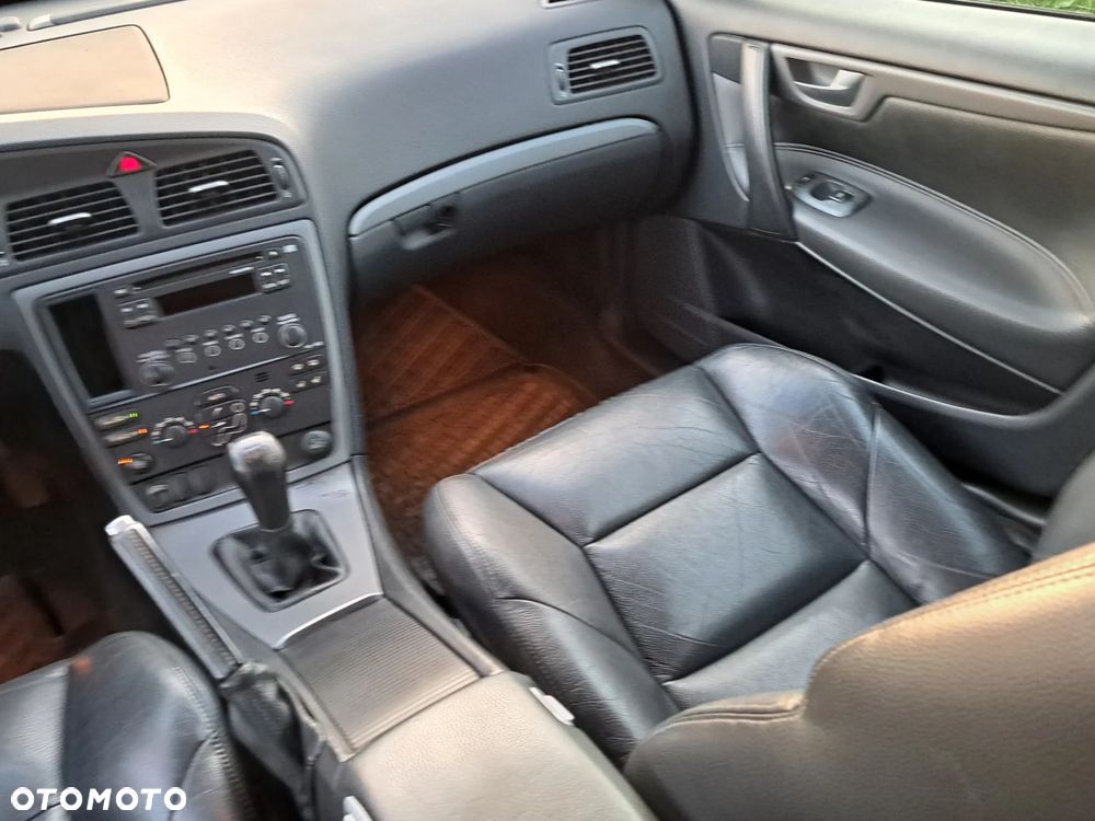 Volvo V70 2.4 Kinetic - 3