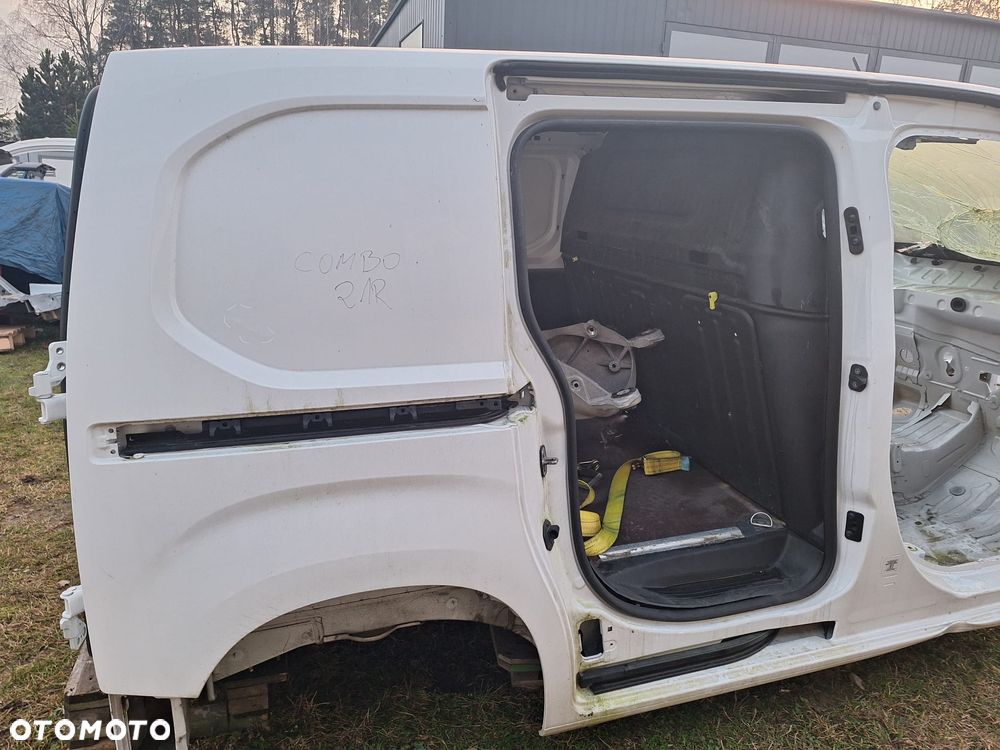 Citroën E BERLINGO - 12