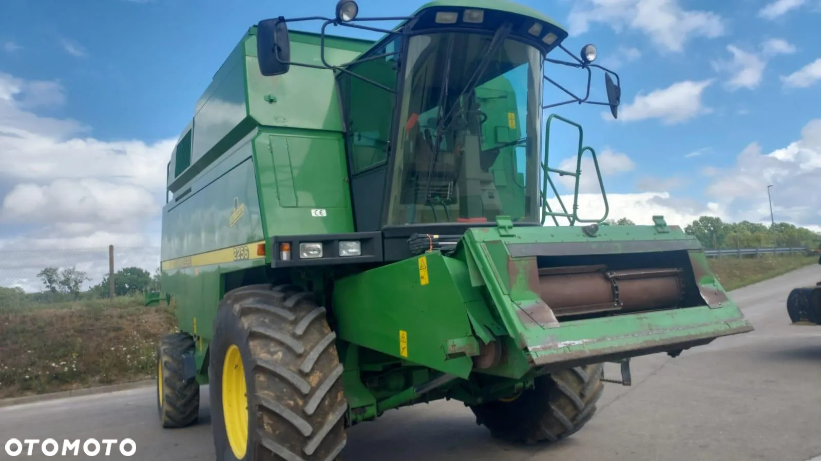 John Deere 2256 HillMaster - 4
