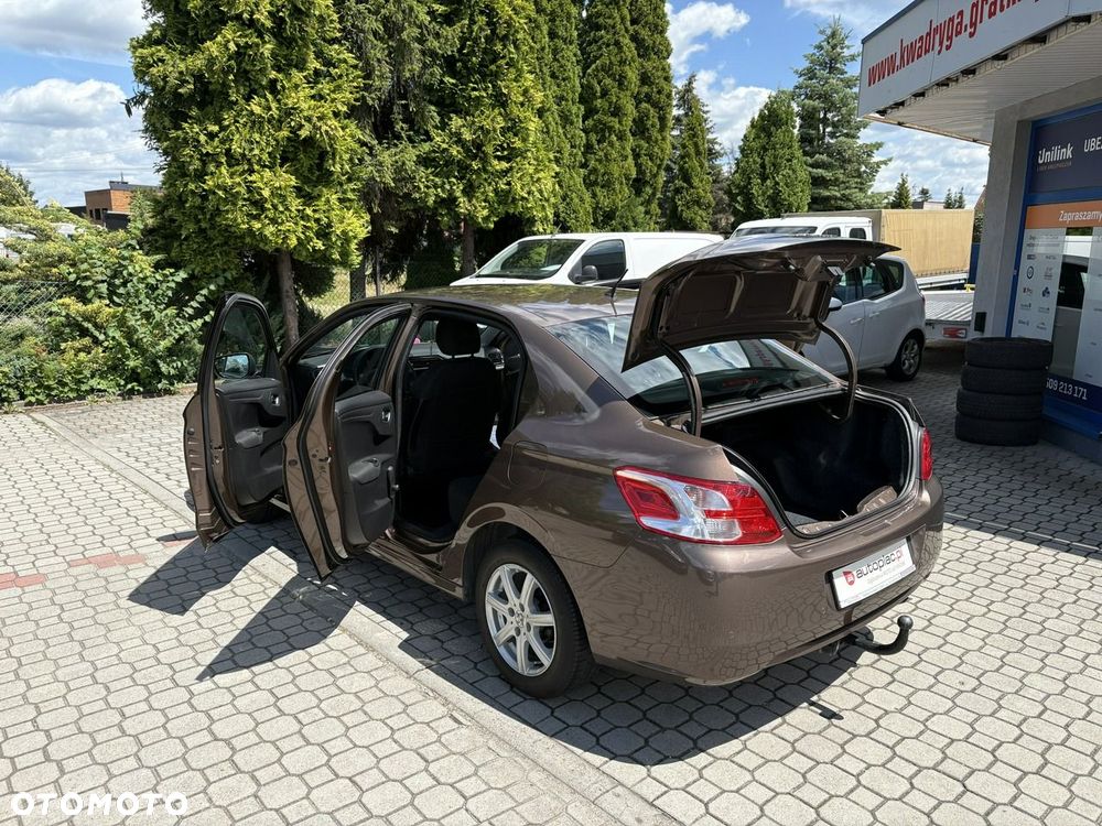 Peugeot 301 - 24