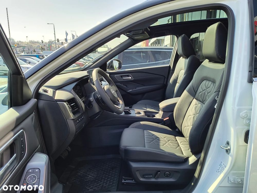 Nissan Qashqai 1.3 DIG-T MHEV 4x4 Tekna Xtronic - 11