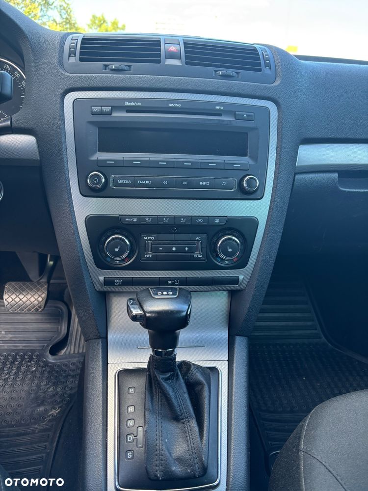 Skoda Octavia 1.9 TDI Elegance DSG - 12
