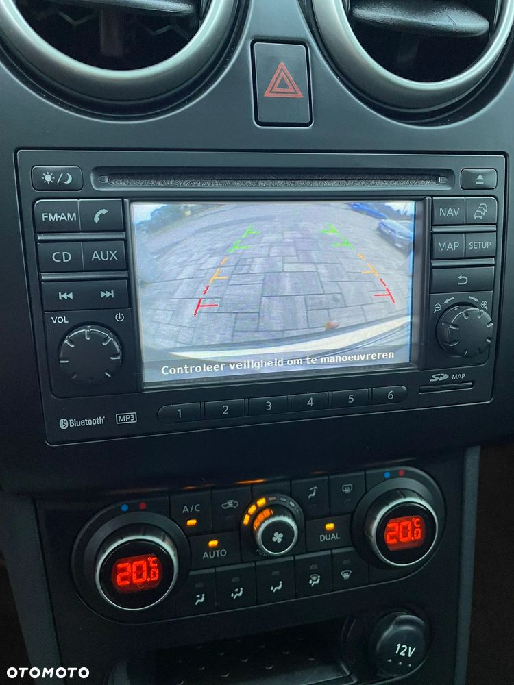 Nissan Qashqai - 23