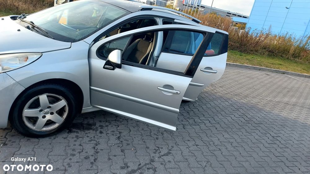 Peugeot 207 2009