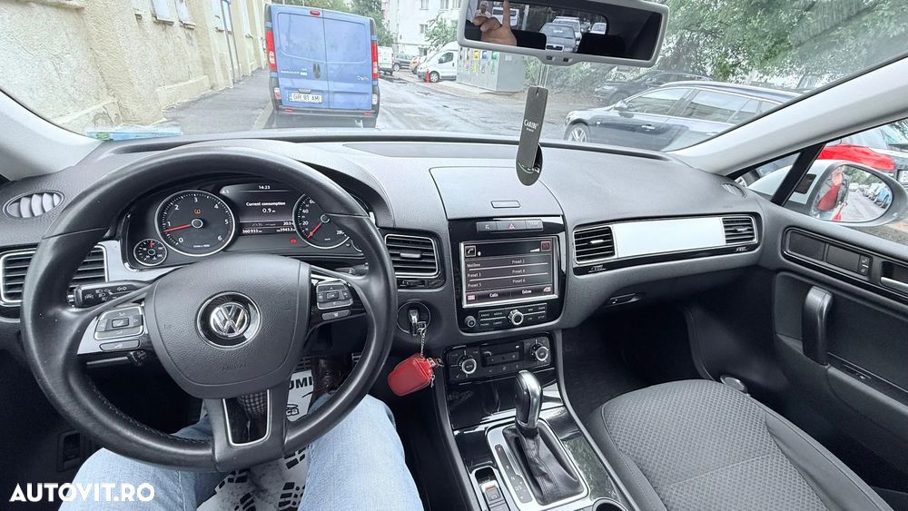 Volkswagen Touareg 3.0 V6 TDI BMT - 7
