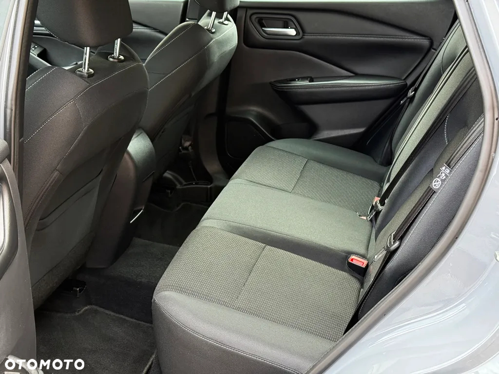 Nissan Qashqai 1.3 DIG-T MHEV Xtronic N-Connecta - 11