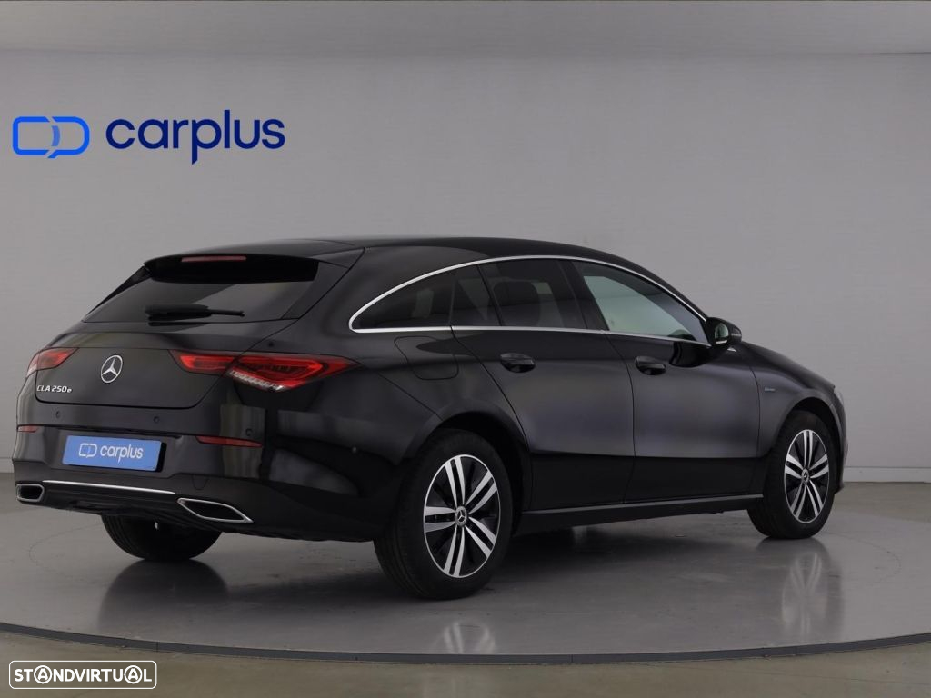 Mercedes-Benz CLA 250 e Shooting Brake Style Plus - 7
