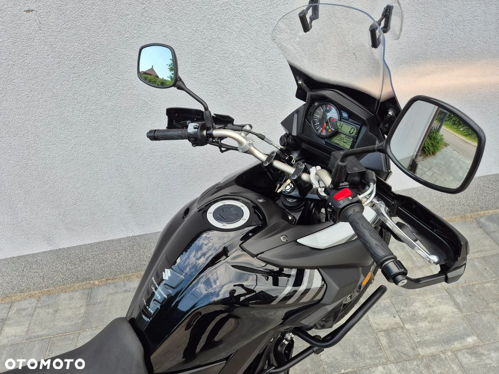 Suzuki V-STROM - 17