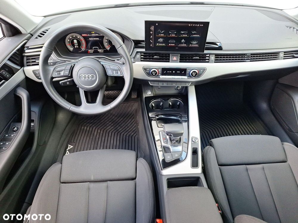 Audi A4 Limousine - 10