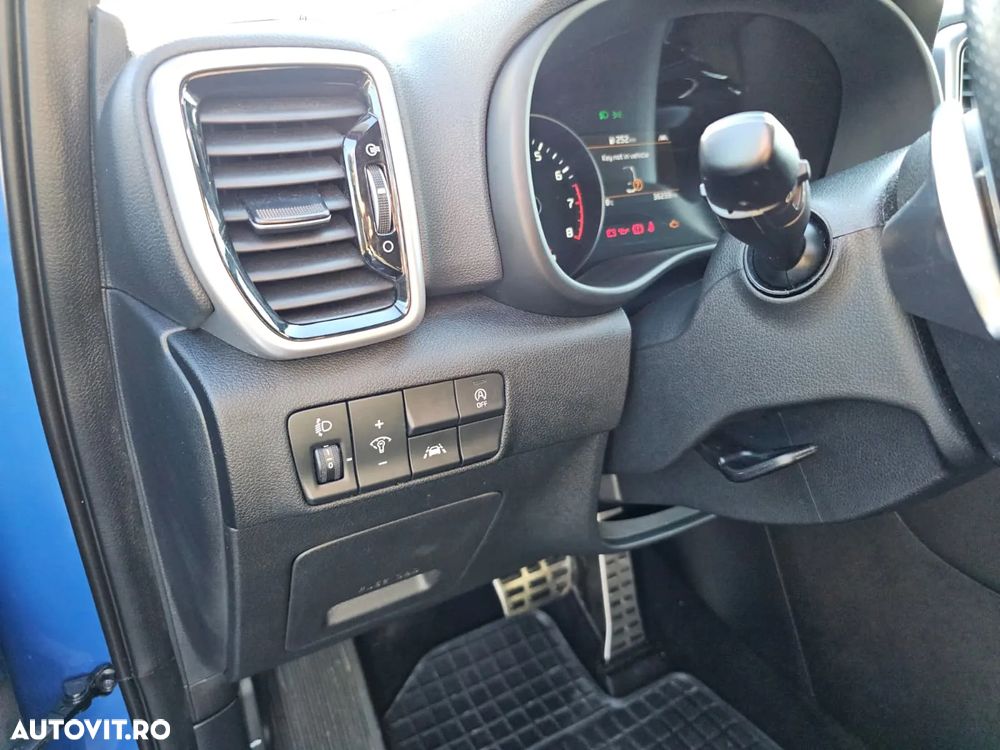 Kia Sportage 1.6 T-GDI 7DCT 4x4 GT Line - 13