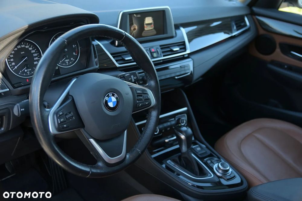 BMW Seria 2 218d Sport-Aut Luxury Line - 27