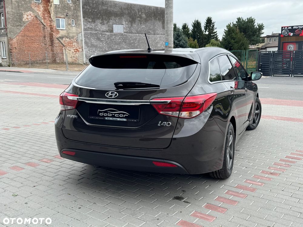 Hyundai i40 Kombi 1.6 Trend - 19