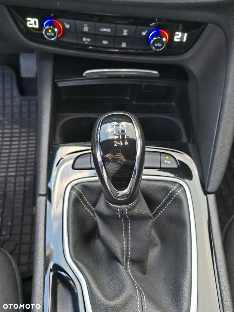 Opel Insignia 2.0 CDTI Business Elegance S&S - 22