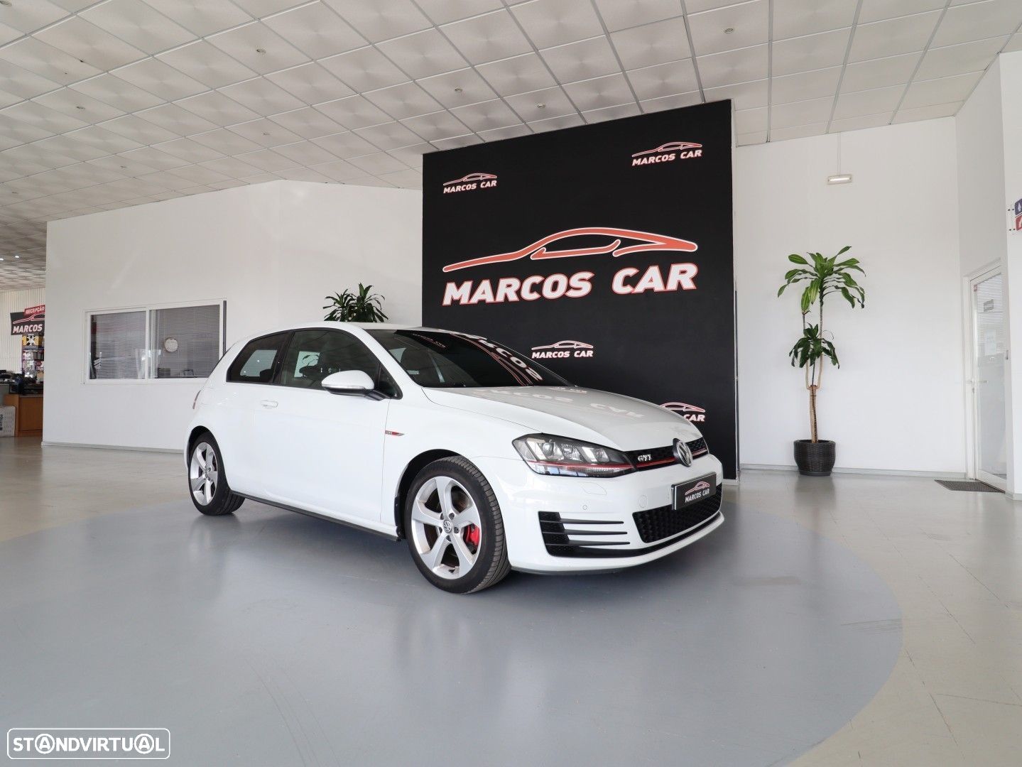 VW Golf 2.0 TSi GTi Performance - 1