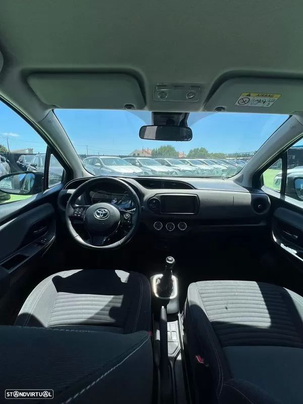 Toyota Yaris 1.5 VVT-i Comfort+P.Style - 9