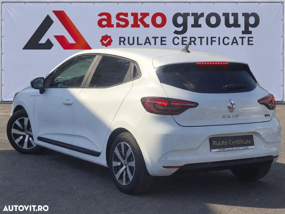 Renault Clio - 6