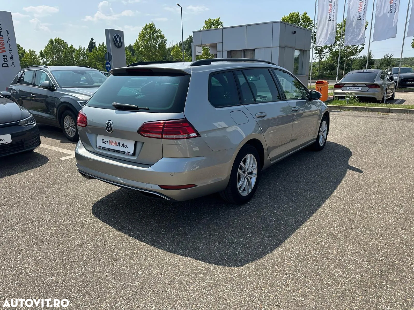 Volkswagen Golf 2.0 TDI DSG Comfortline - 5