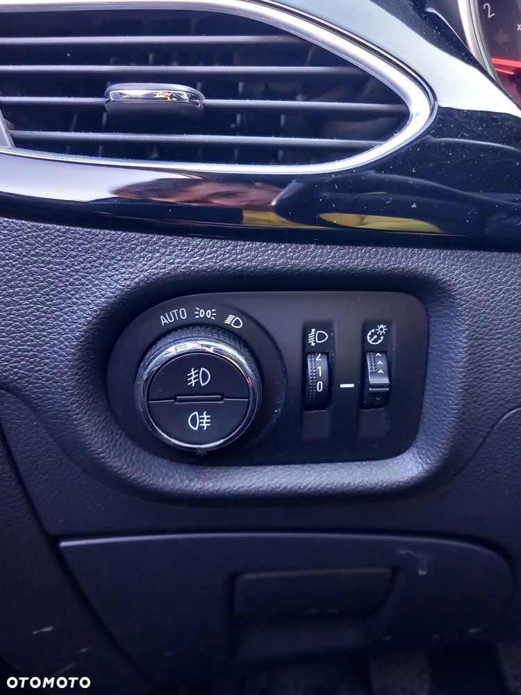 Opel Astra 1.6 CDTI Sport - 13