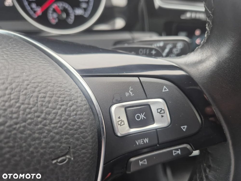 Volkswagen Golf 1.5 TSI ACT OPF DSG IQ.DRIVE - 22