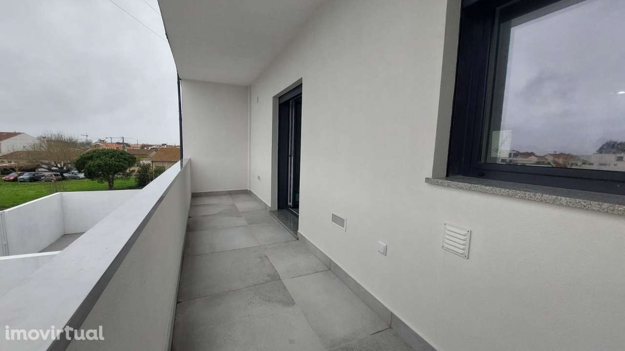 Apartamento T2 Sta Joana | Garagem Dupla | Terraço - Grande imagem: 2/45