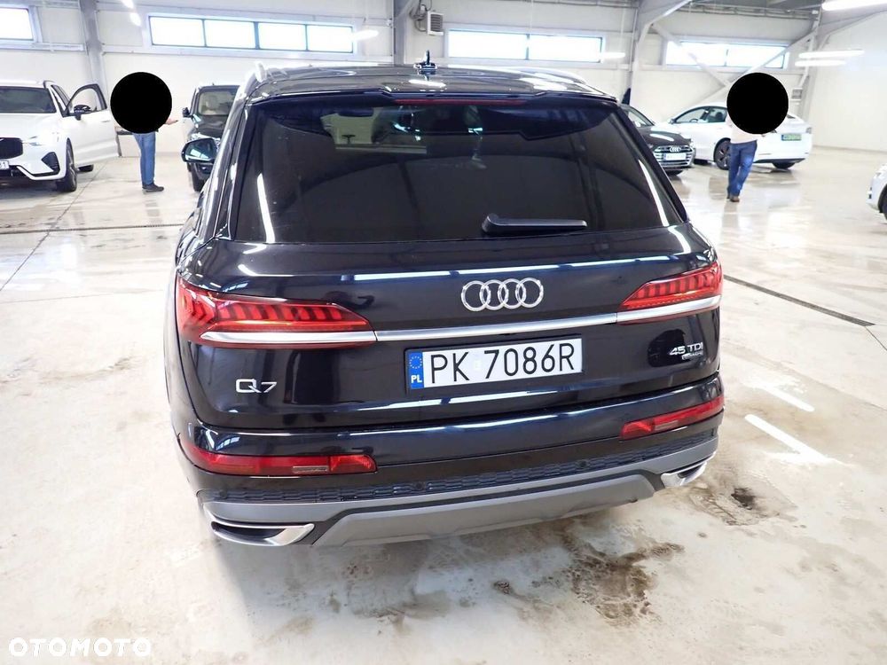 Audi Q7 - 5