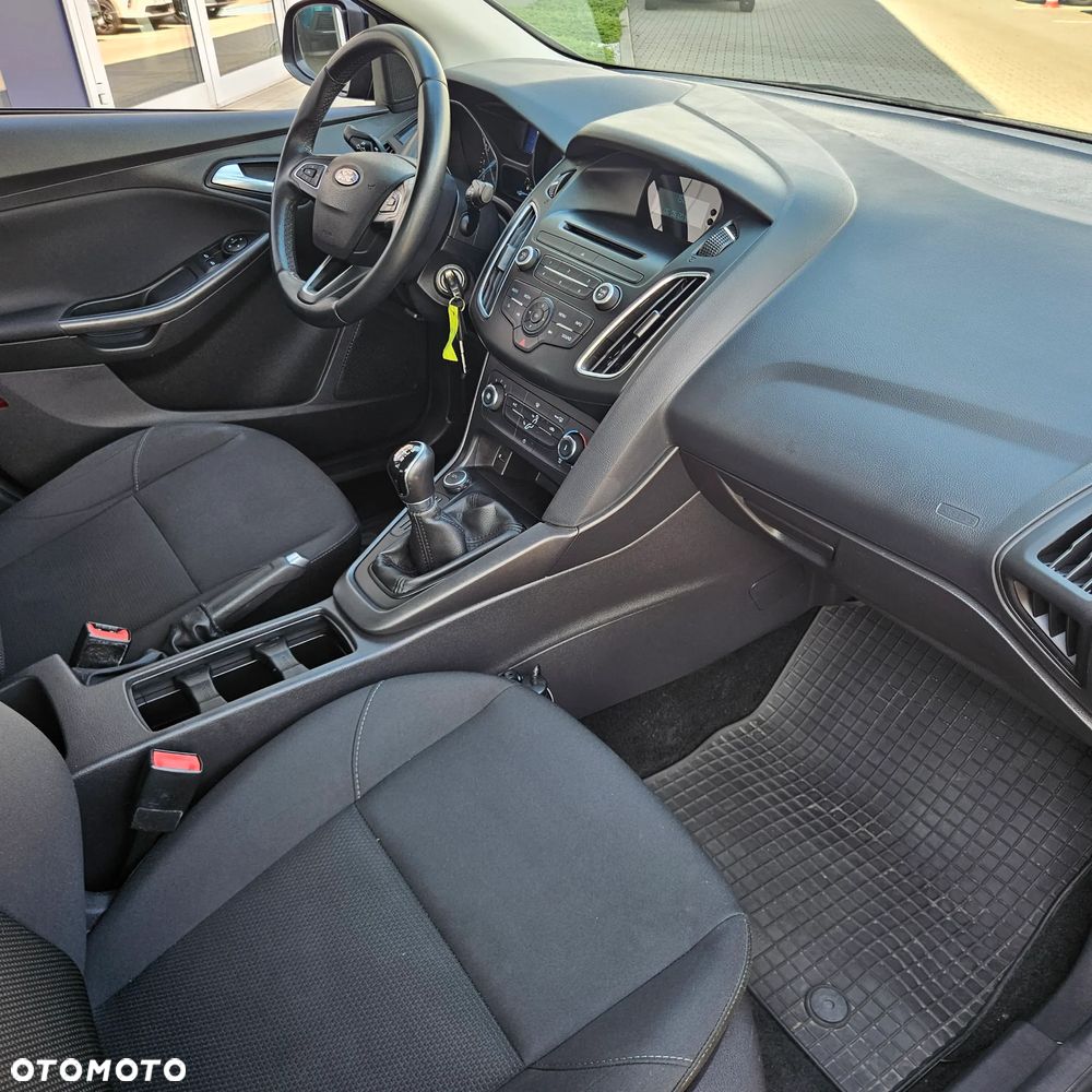 Ford Focus 1.6 Gold X - 15