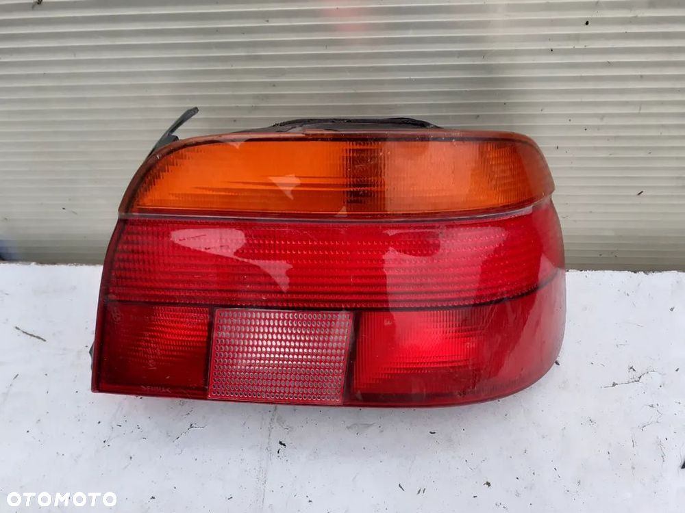 LAMPA TYŁ TYLNA PRAWA BMW E39 SEDAN ORYGINAŁ WYSYŁKA! - 1