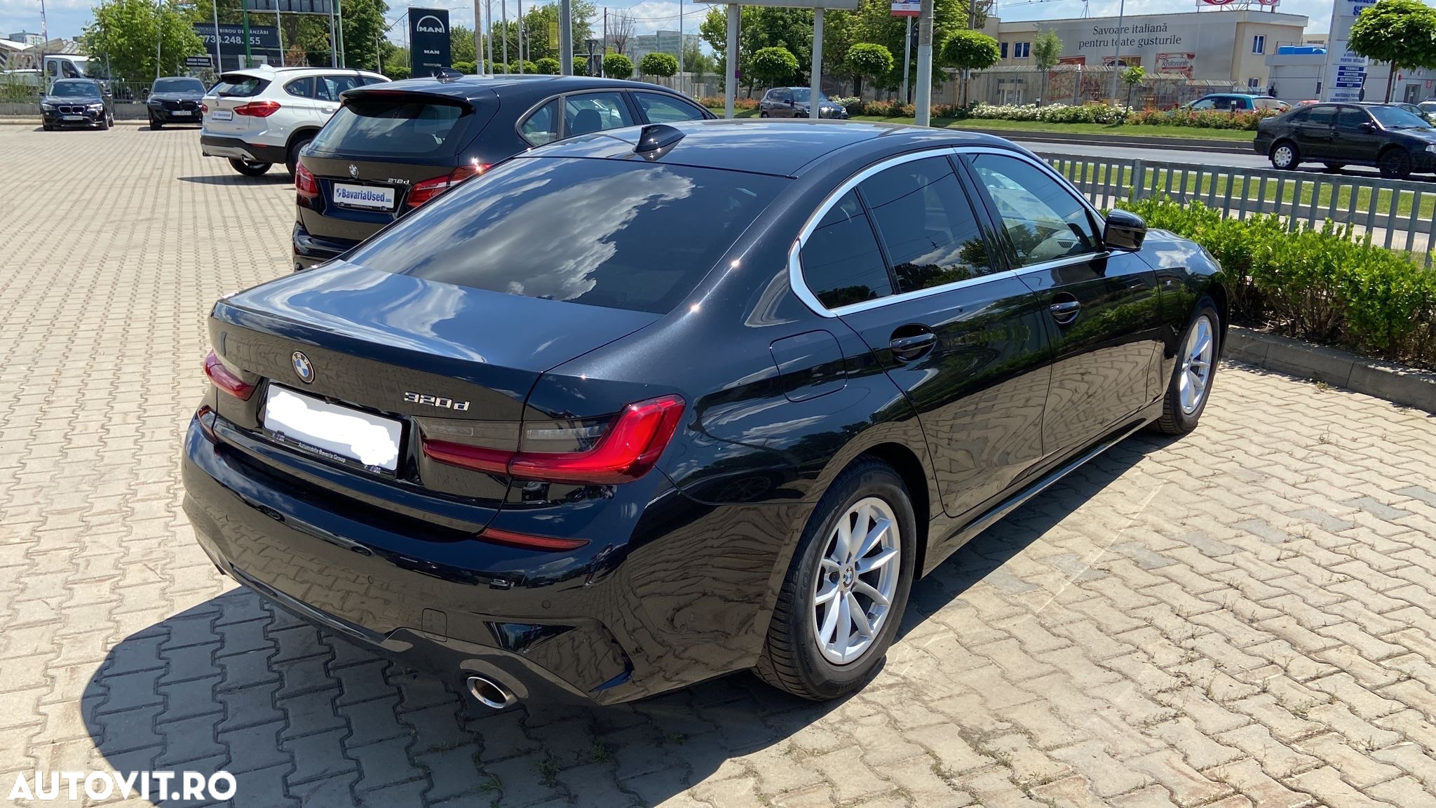 BMW Seria 3 320d Aut. M Sport - 4