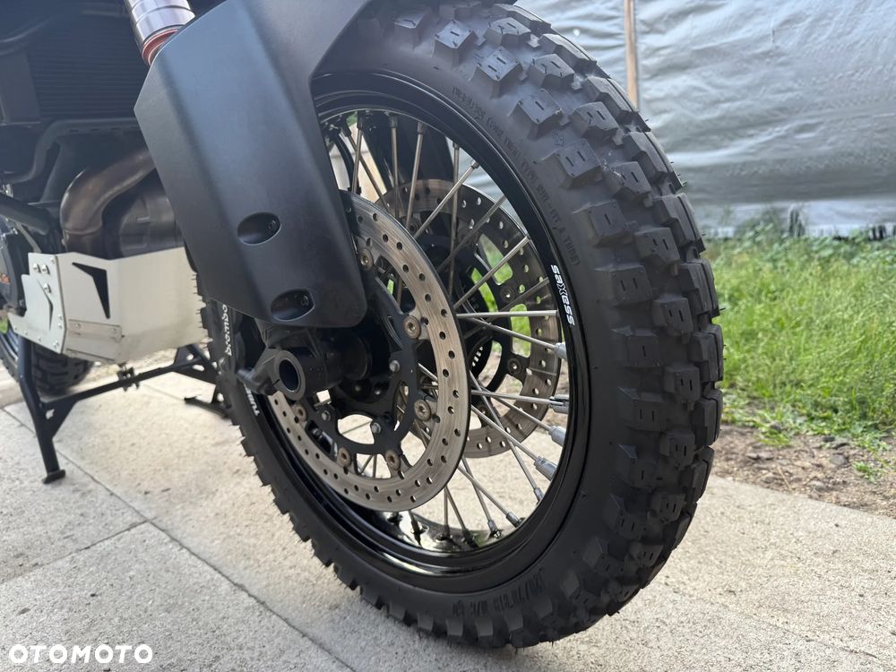 KTM Adventure - 14