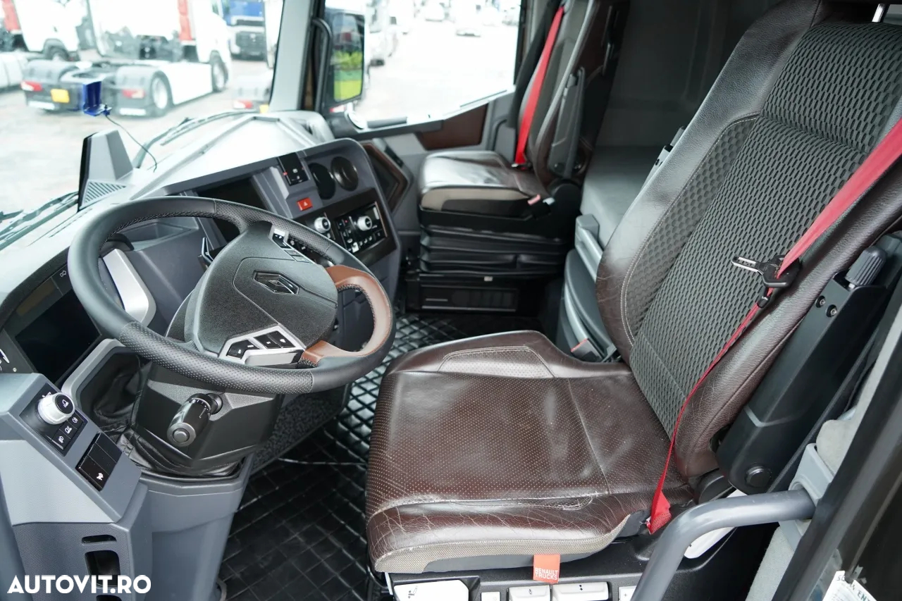 Renault T 520 / RETARDER / FULL AIRMATIC / VERSIUNE RICH / PIELE / METALICĂ / JANTE DIN ALIAJ / CONTRACT DE REPARAȚIE POST-SERVICE - 24